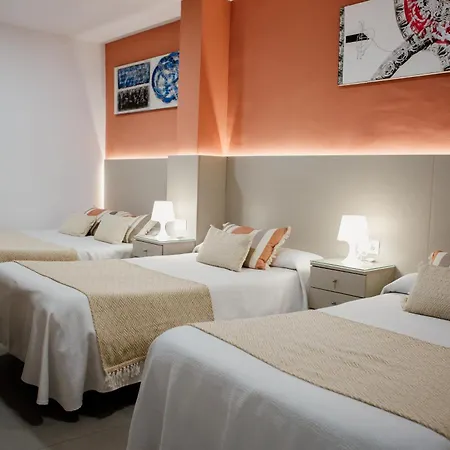 Turisticos Mastil 16